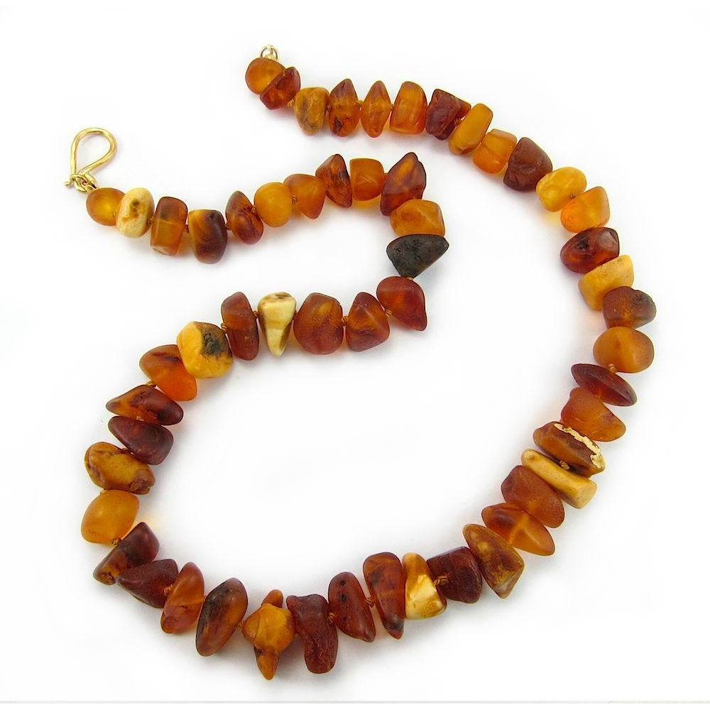 Elegant Vintage Baltic Amber Necklace